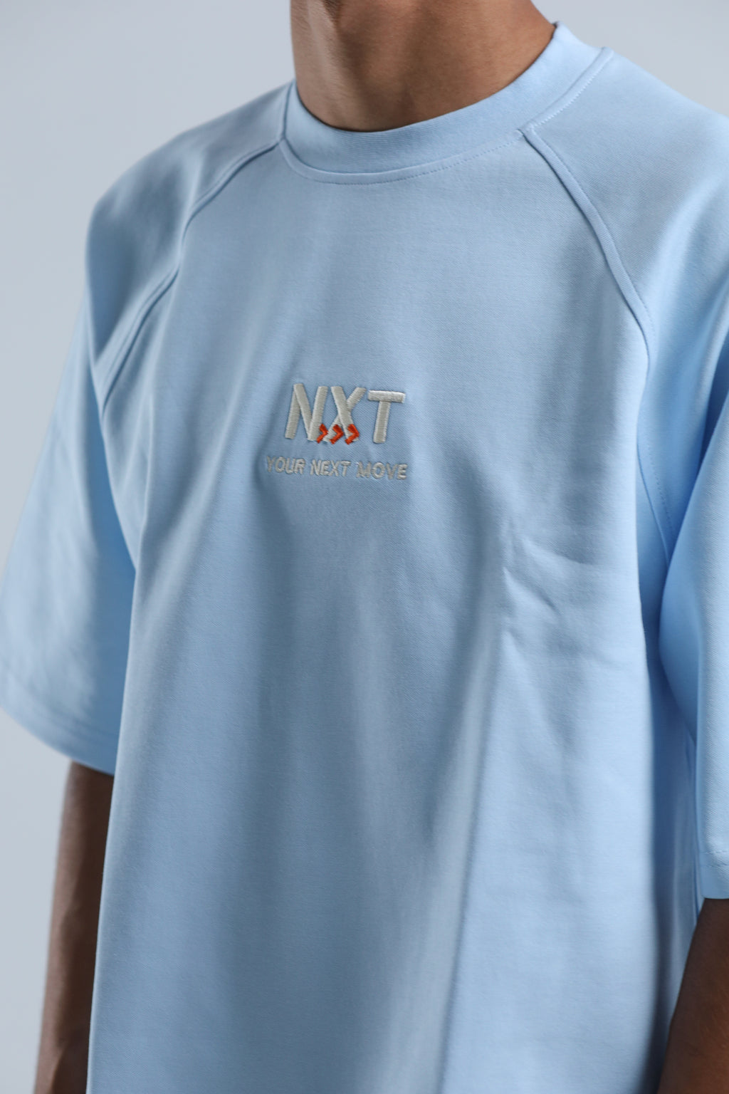 MOVE 01 - Raglan Tee