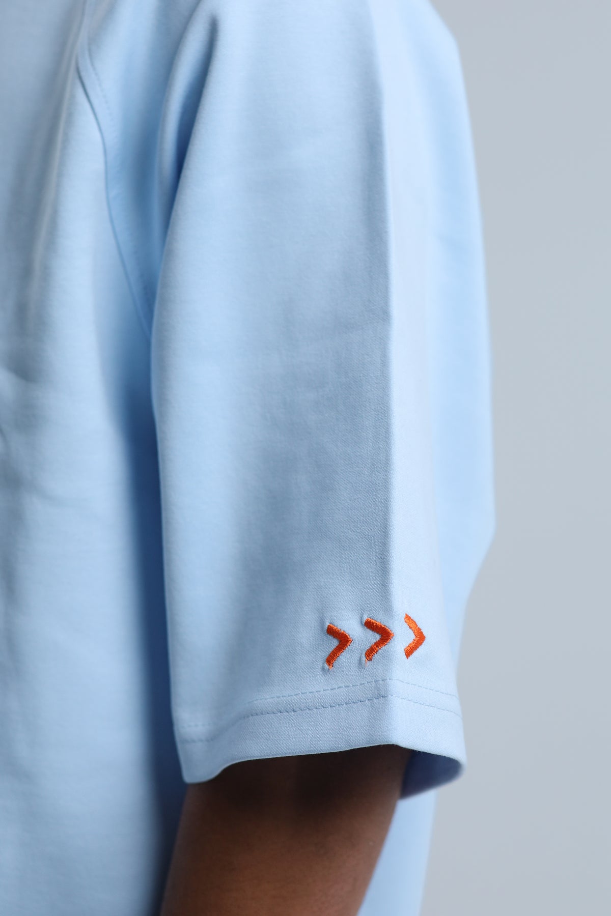 MOVE 01 - Raglan Tee