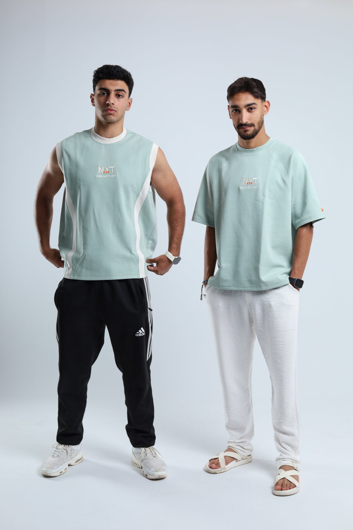 MOVE 03- sleeveless shirt